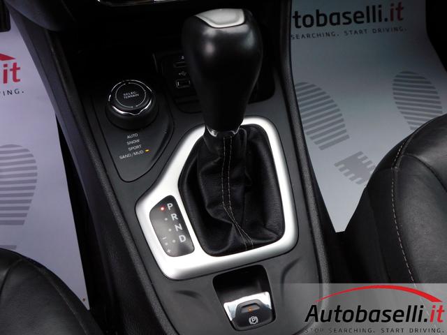 JEEP Cherokee usata, con Autoradio