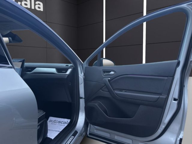 RENAULT Captur usata, con Controllo elettronico della corsia