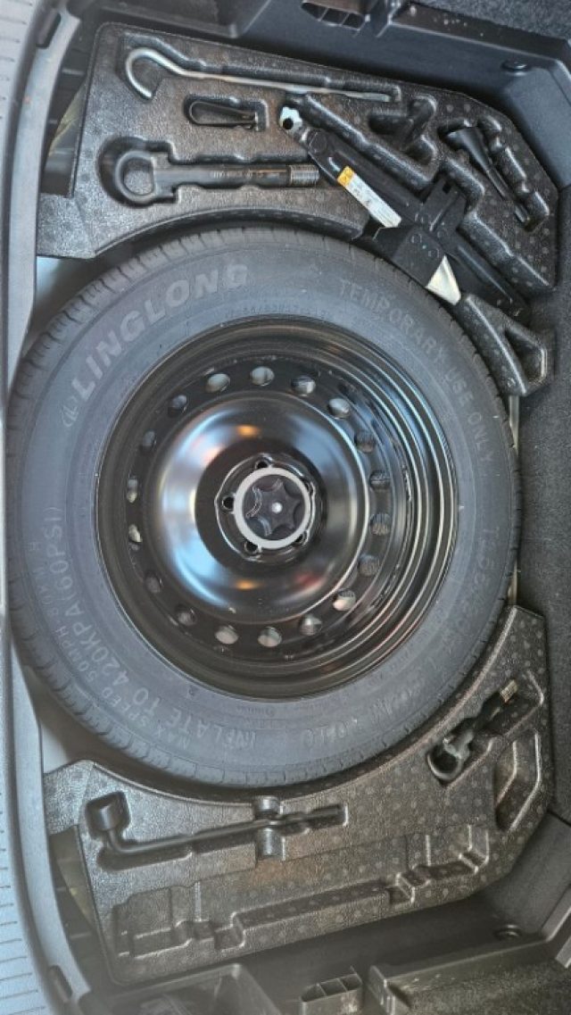 NISSAN Qashqai usata, con Controllo elettronico della corsia