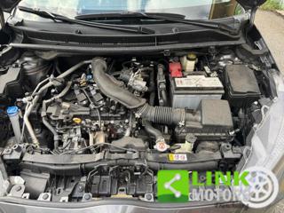 TOYOTA Yaris usata 23