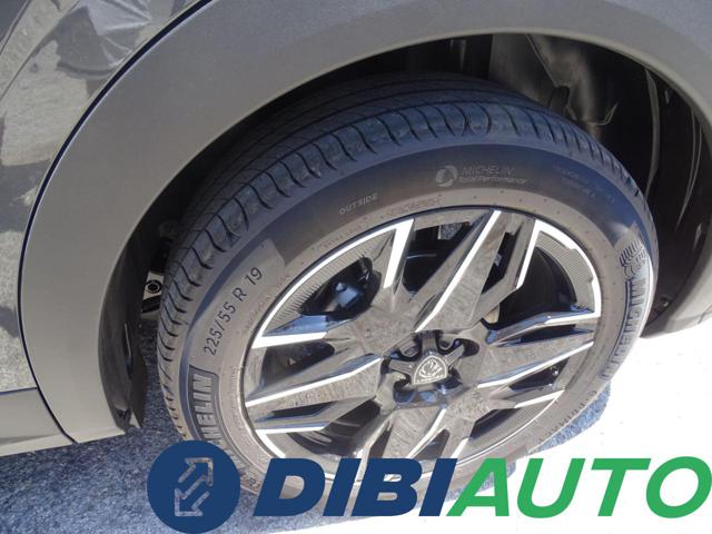 PEUGEOT 3008 usata, con Volante in pelle