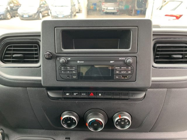 RENAULT  usata 26