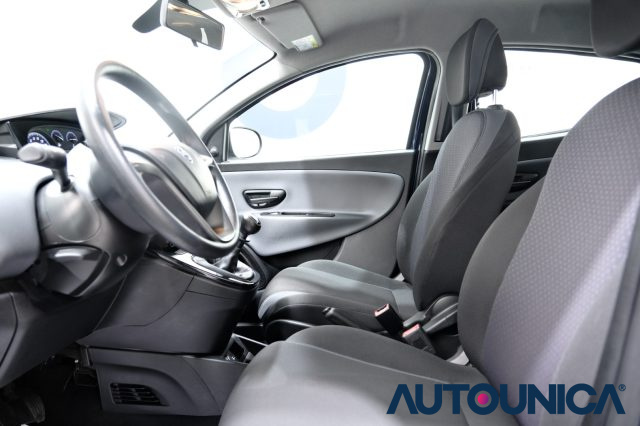 LANCIA Ypsilon usata, con Ruotino