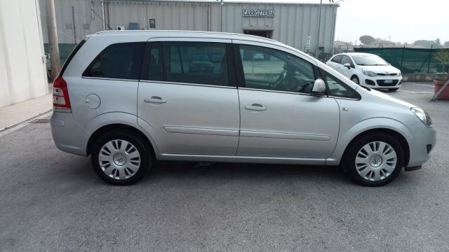 OPEL Zafira usata, con Airbag Passeggero