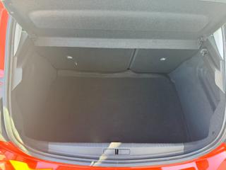 OPEL Corsa usata, con Park Distance Control