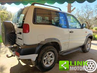 NISSAN Terrano II usata, con Airbag laterali