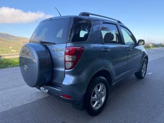 DAIHATSU Terios usata, con Autoradio