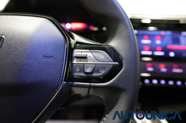 PEUGEOT 408 usata, con Touch screen