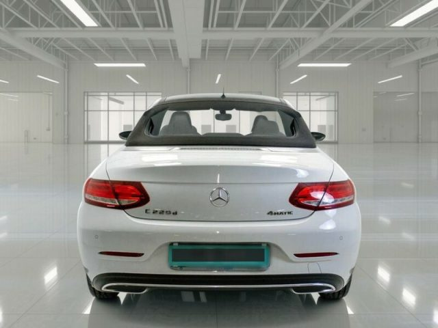 MERCEDES-BENZ C 220 usata, con Airbag