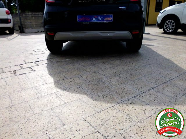 RENAULT Captur usata, con Luci diurne