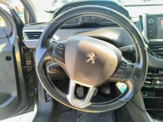 PEUGEOT 208 usata, con Park Distance Control