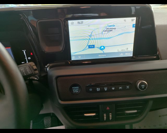 FORD Tourneo Courier usata, con Sistema di navigazione