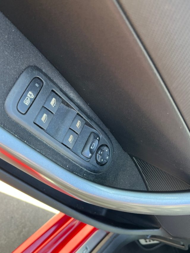 PEUGEOT 308 usata, con Controllo trazione