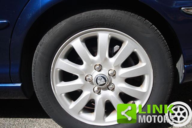 JAGUAR X-Type usata, con Lettore CD