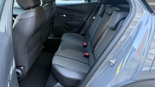 PEUGEOT 2008 usata, con Interni in pelle