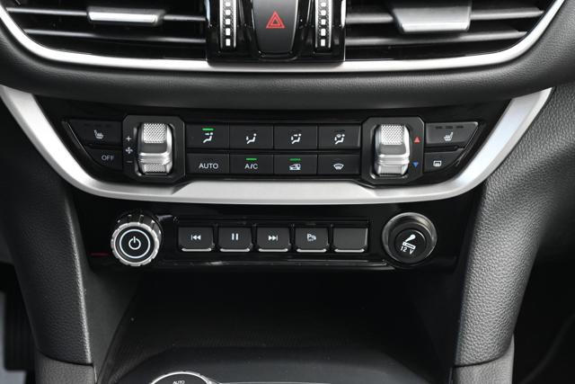 FOTON Tunland G7 usata, con Park Distance Control