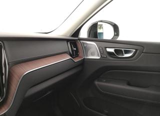 VOLVO XC60 usata, con Fari LED