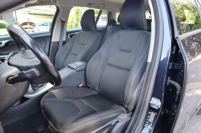 VOLVO V60 usata, con Autoradio