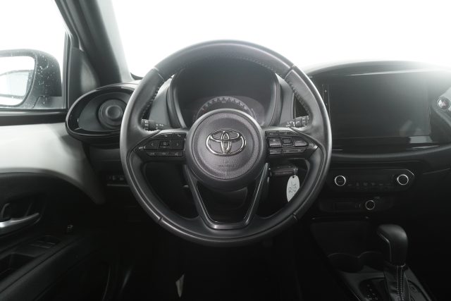 TOYOTA Aygo X usata 5