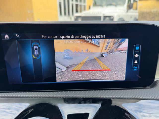 MERCEDES-BENZ CLA 200 usata, con Controllo automatico clima