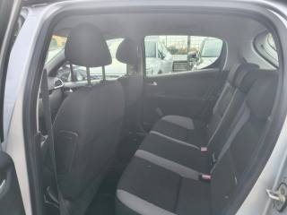 PEUGEOT 207 usata, con Boardcomputer