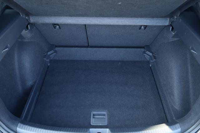 VOLKSWAGEN Taigo usata, con Fari full-led