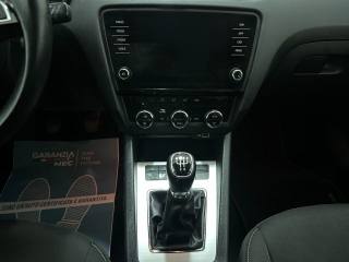SKODA Octavia usata, con Sensori di parcheggio posteriori