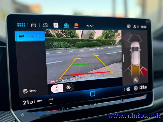 VOLKSWAGEN Golf usata, con Controllo trazione