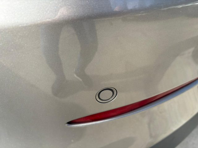 MERCEDES-BENZ CLA 180 usata, con Sistema di navigazione