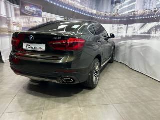 BMW X6 usata, con Autoradio