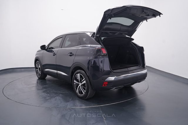 PEUGEOT 3008 usata, con Sensori di parcheggio anteriori