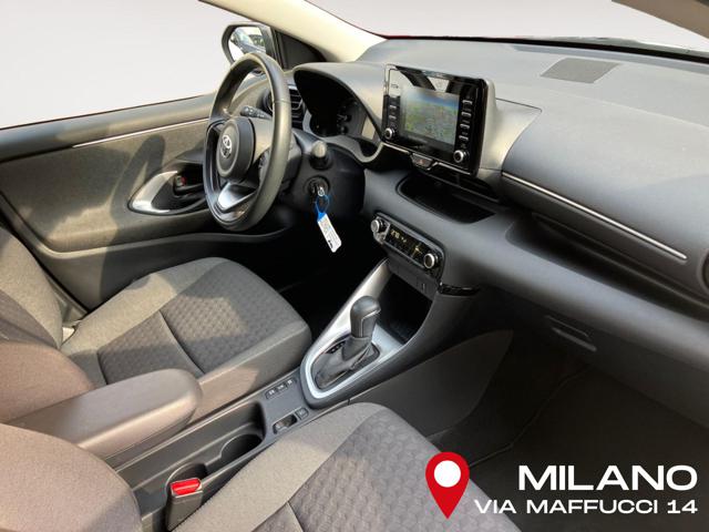 TOYOTA Yaris usata, con USB