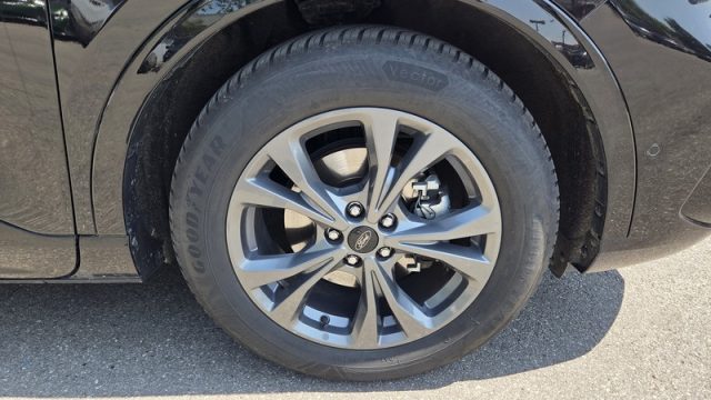 FORD Kuga usata, con Autoradio