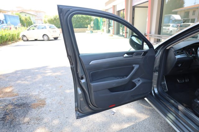 VOLKSWAGEN Passat Alltrack usata 90