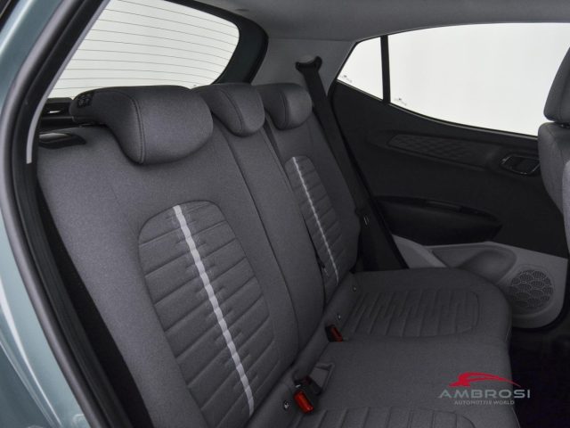HYUNDAI i10 usata 10