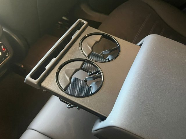 MERCEDES-BENZ GLC 220 usata, con Autoradio digitale