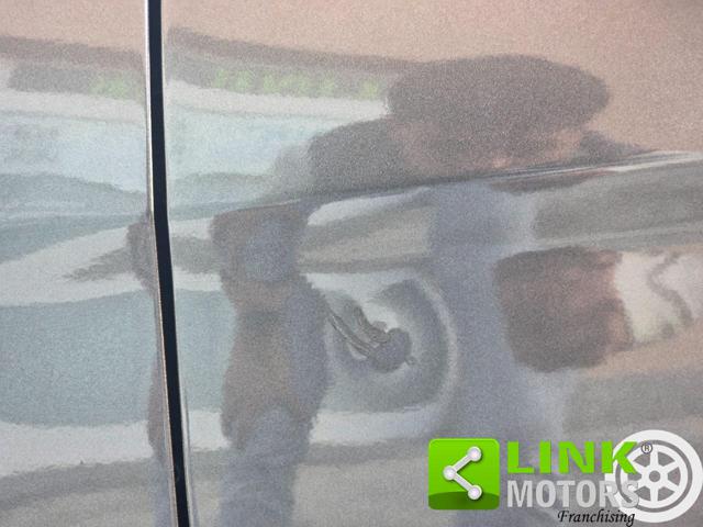 FORD Tourneo Courier usata, con Volante multifunzione