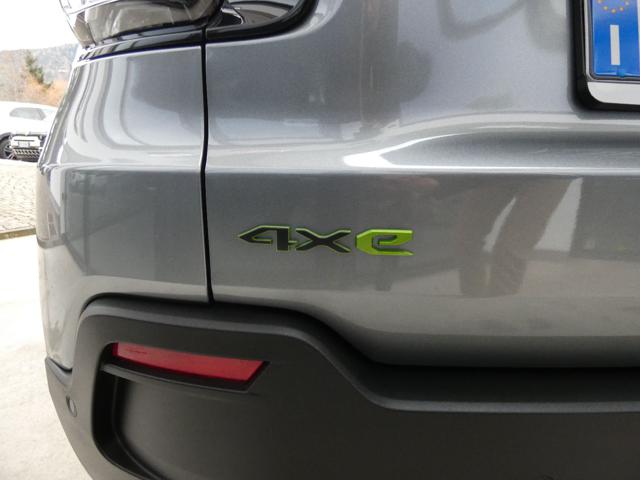 JEEP Avenger usata, con Leve al volante