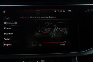 AUDI Q8 usata, con Luci diurne