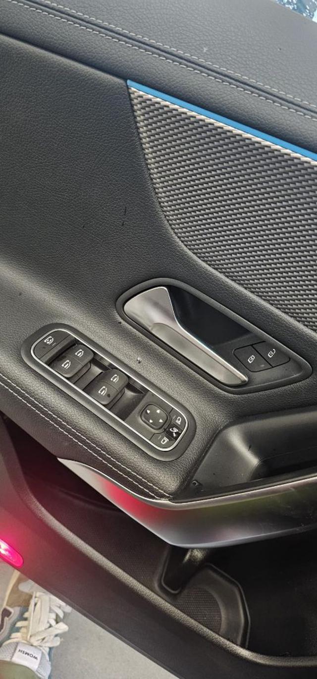 MERCEDES-BENZ CLA 180 usata, con Cronologia tagliandi