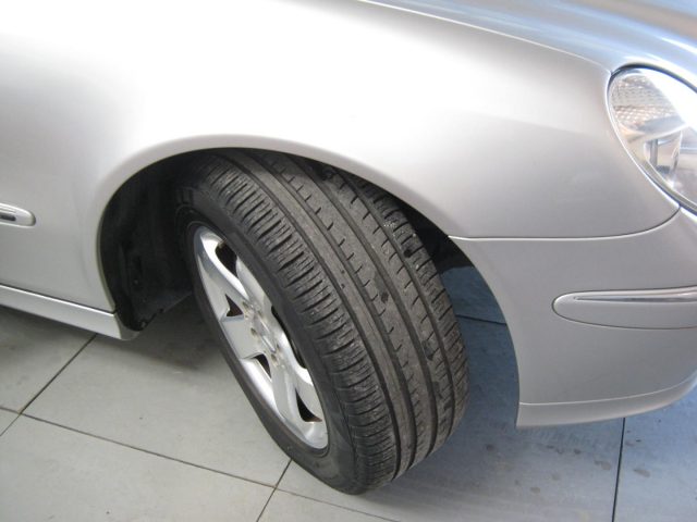 MERCEDES-BENZ E 320 usata, con Fendinebbia