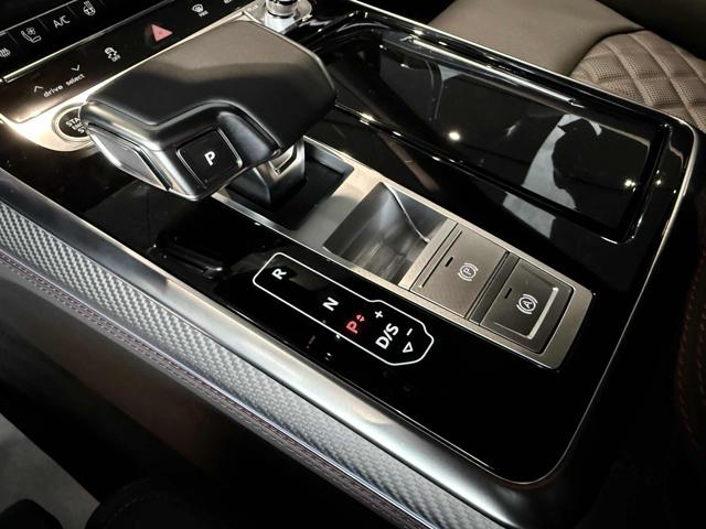 AUDI Q8 usata, con Interni in pelle