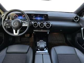 MERCEDES-BENZ A 250 usata, con Climatizzatore