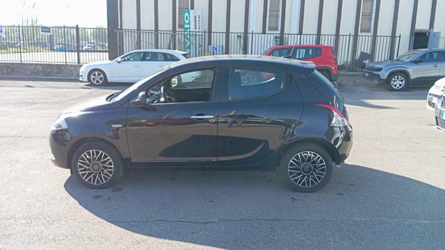 LANCIA Ypsilon usata, con Sedile posteriore sdoppiato