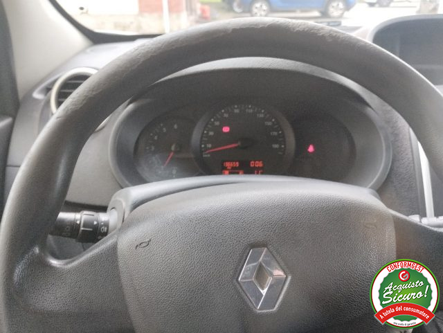 RENAULT Kangoo usata 15