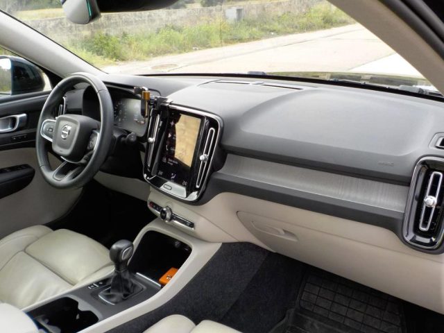 VOLVO XC40 usata, con Hill holder