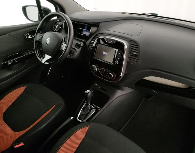 RENAULT Captur usata, con Sedile posteriore sdoppiato