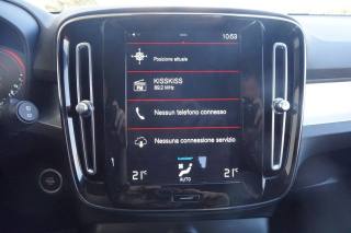 VOLVO XC40 usata, con Sensori di parcheggio posteriori