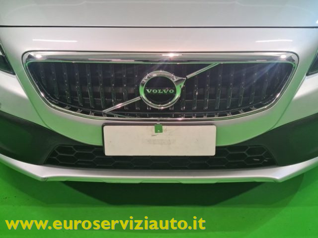 VOLVO V40 Cross Country usata 48