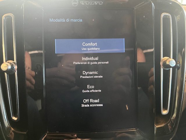 VOLVO XC40 usata, con Interni in pelle